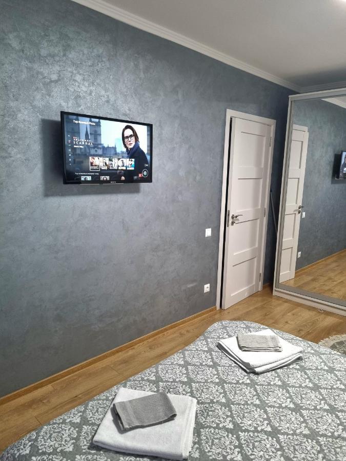 Lily Central Apartment With Free Parking Târgu-Mureş Exterior foto